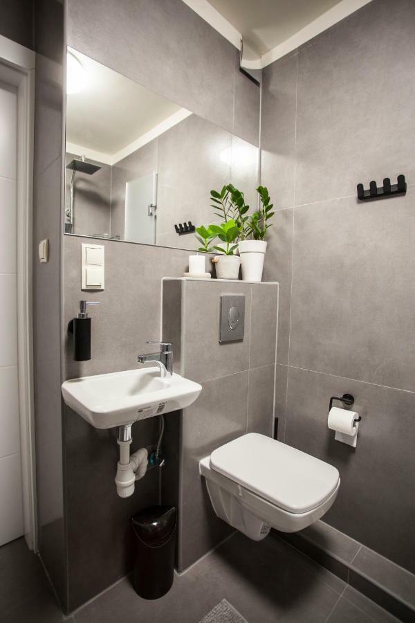 Chmielna - City Center Residence Warsaw Exterior photo