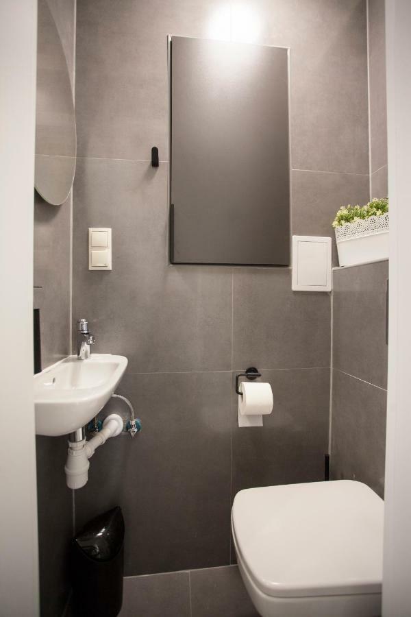 Chmielna - City Center Residence Warsaw Exterior photo